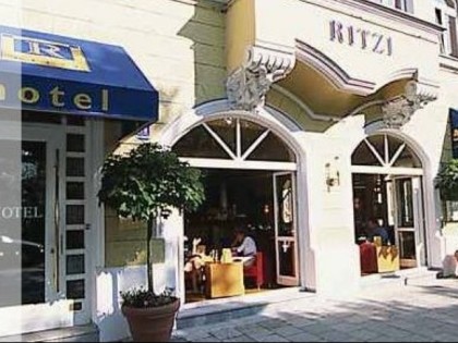 Photo: Hotel Ritzi